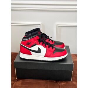 Air Jordan 1 Mid GS Chicago Black Toe Gym Red 554725-069 Size 7Y